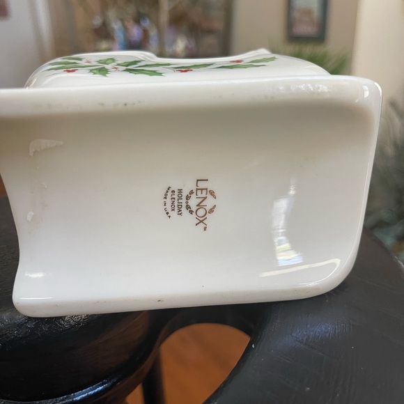 Lenox Holiday Christmas pattern sleigh- Original Made in the USA!  - Retired!. - Picture 5 of 16